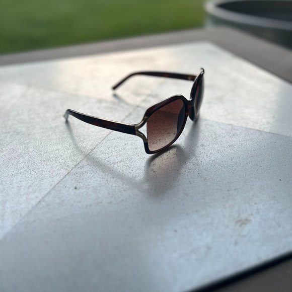 Sunglasses - Picture 2 of 3